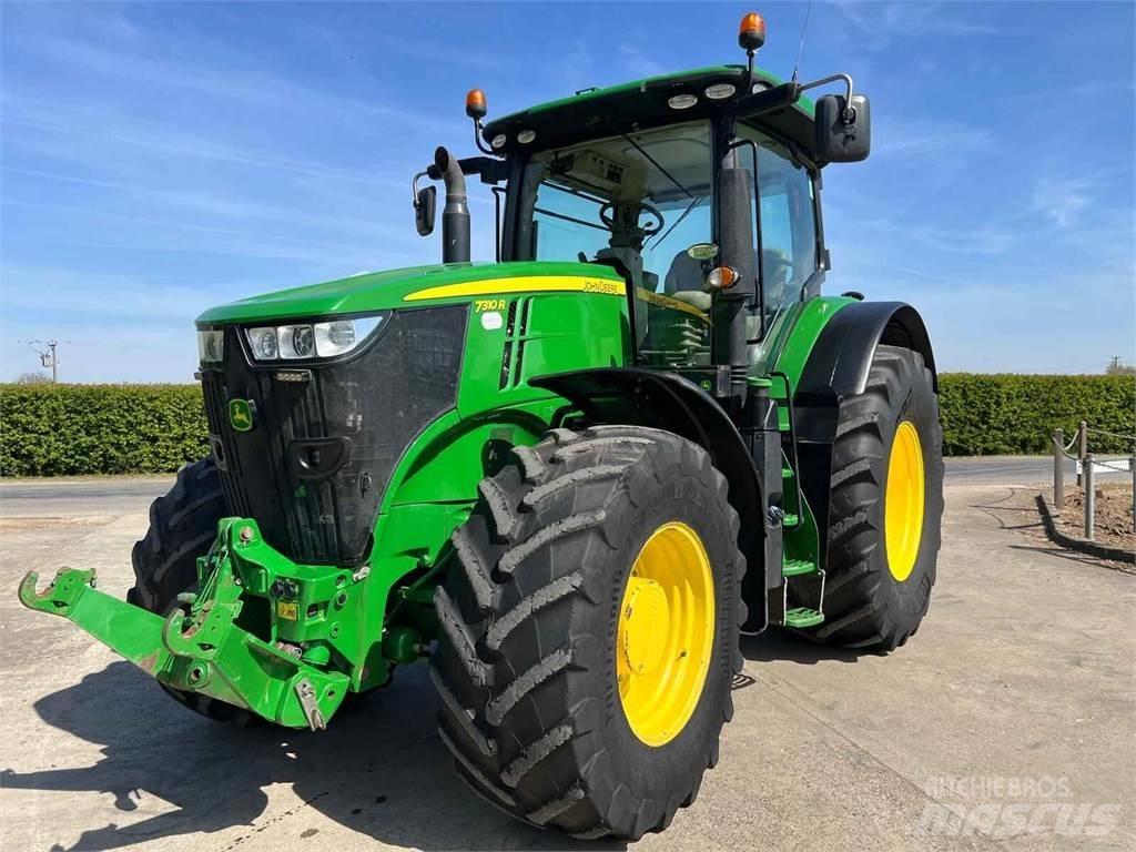 John Deere 7310R Traktoren