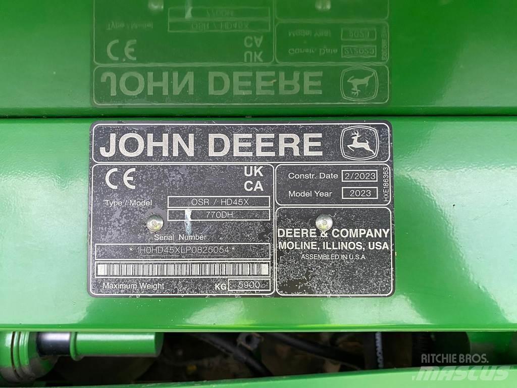 John Deere HD45X Mähdrescher