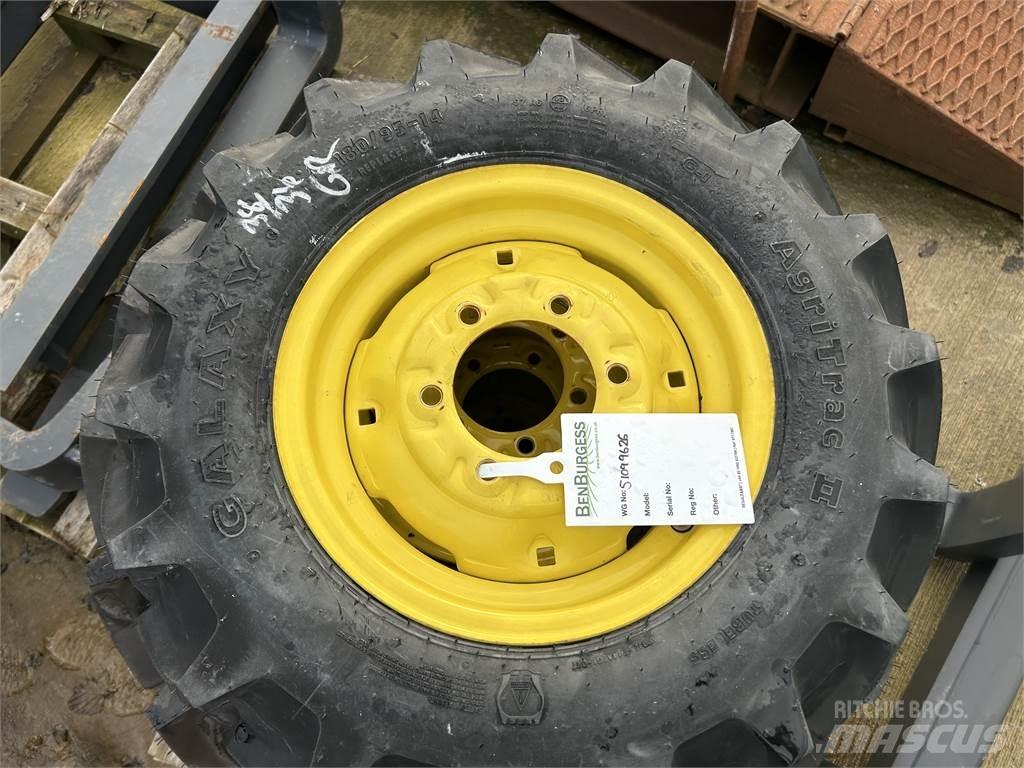 John Deere TYRES Sonstige Landmaschinen