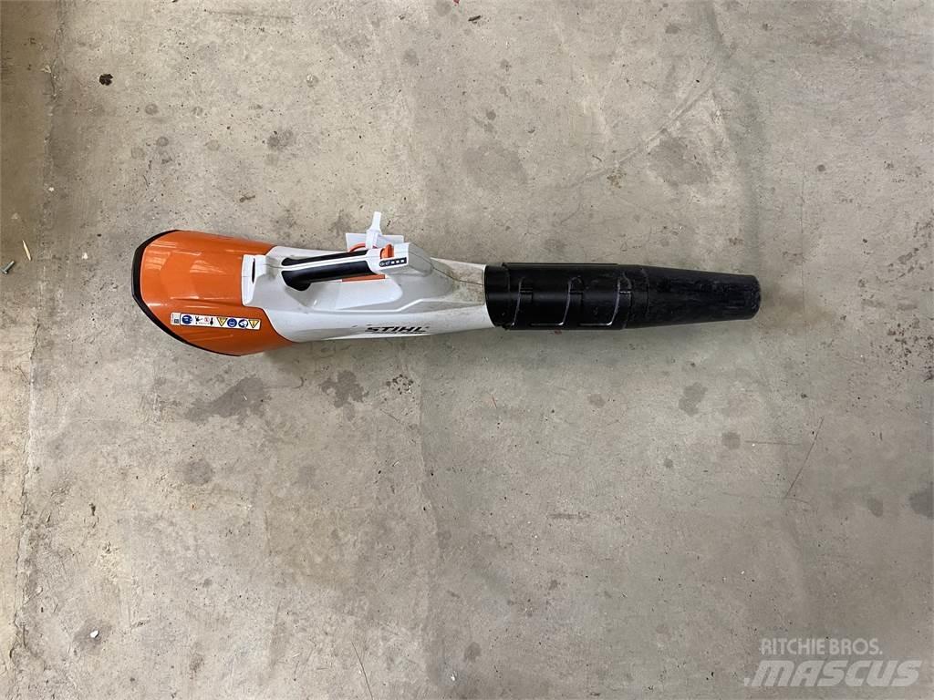 Stihl BGA 100 Sonstige Landmaschinen