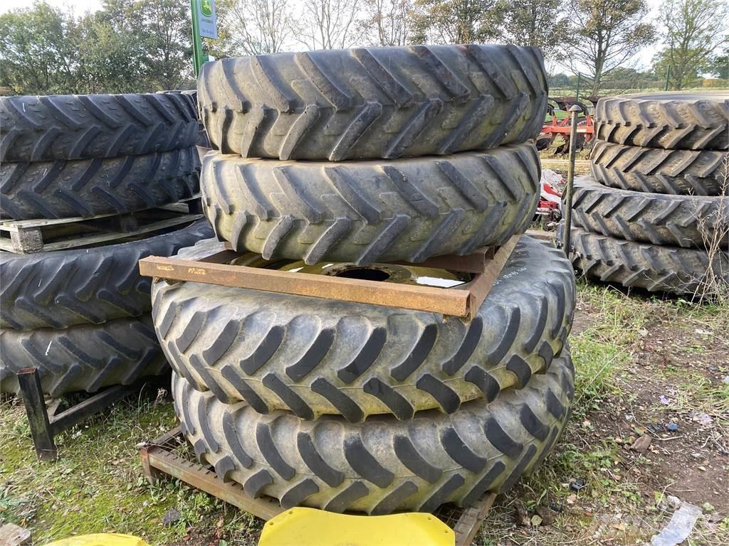  WHEELS Reifen