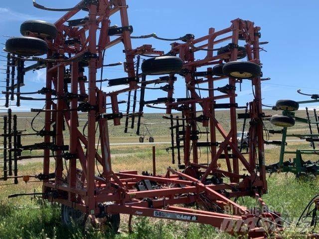 Case IH 5850 Schwere Eggen