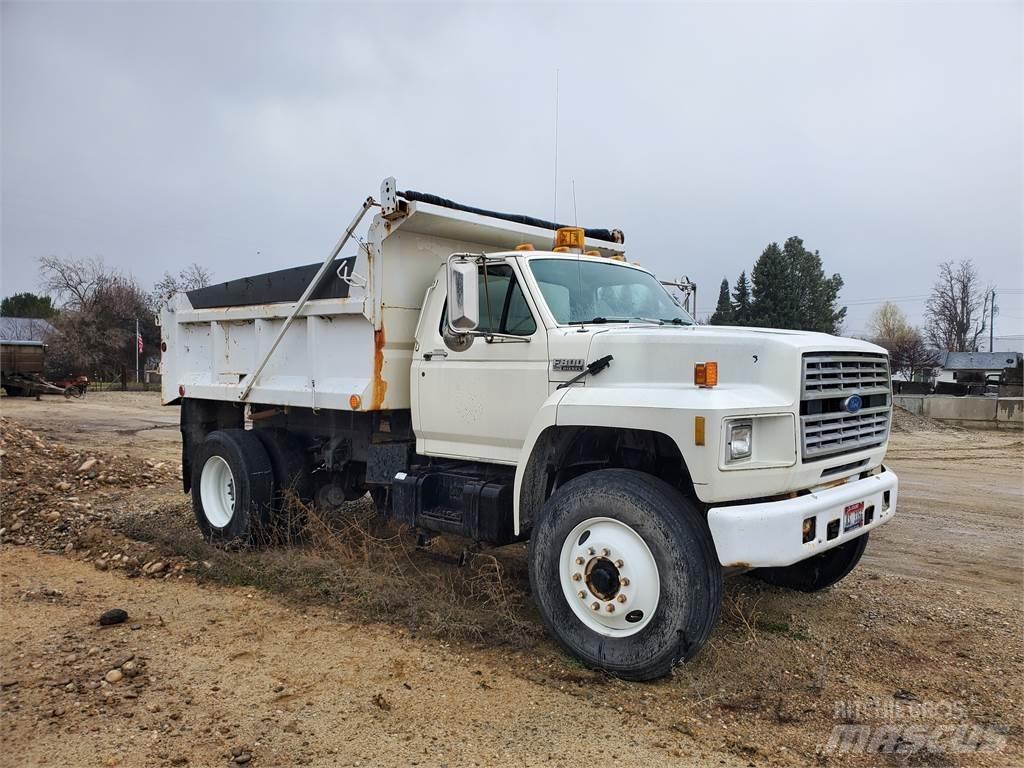 Ford F800 Andere Fahrzeuge