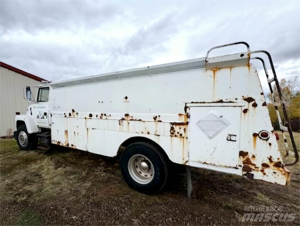 Ford LN8000 Andere Fahrzeuge