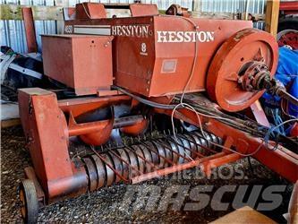 Hesston 4650 Rundballenpressen
