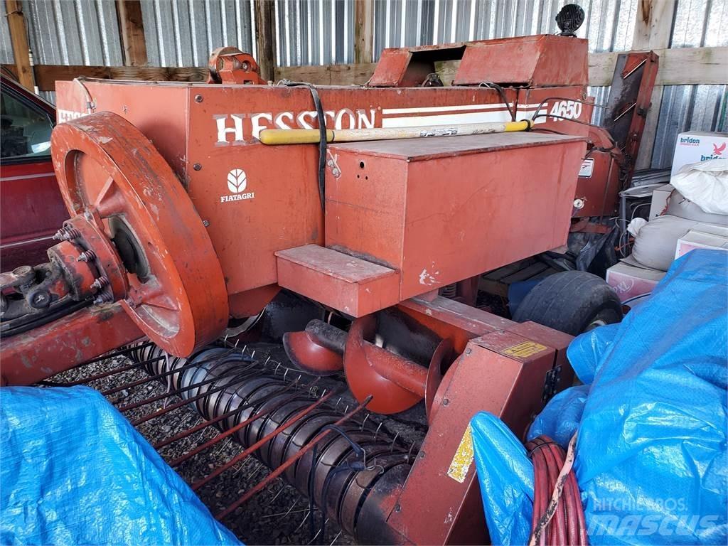 Hesston 4650 Rundballenpressen