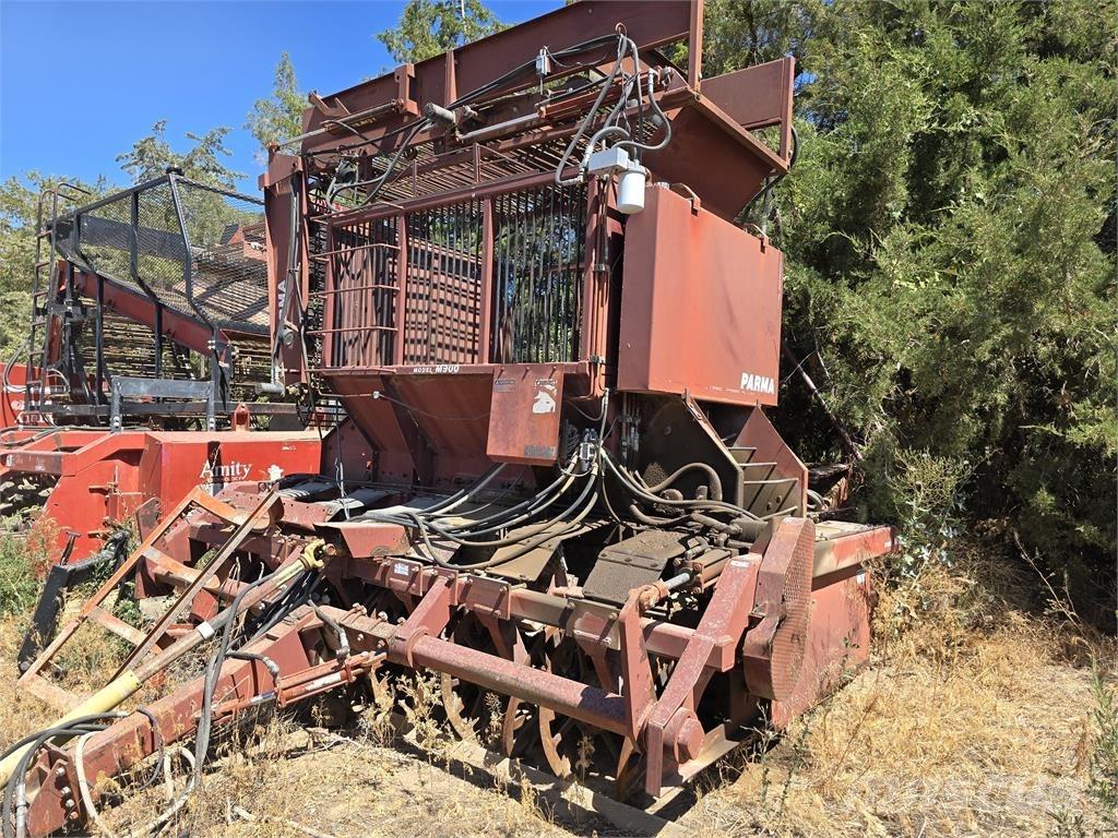 Parma M900 Mähdrescher