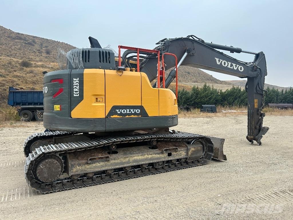 Volvo ECR 235 E Raupenbagger