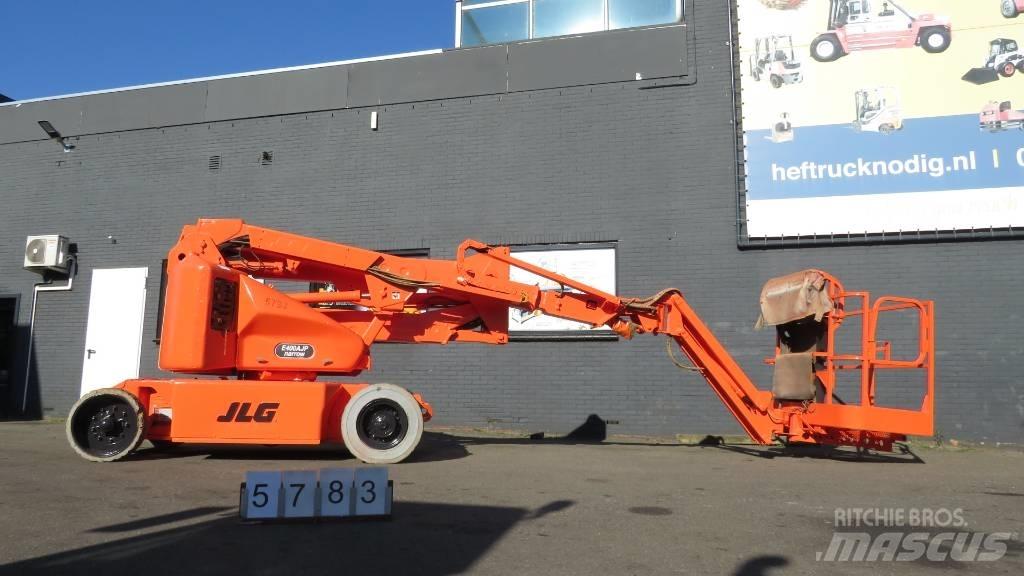 JLG E400AJPN Gelenkteleskoparbeitsbühnen