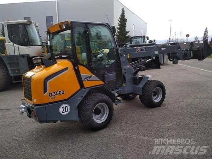 GiANT G3500 Tele Radlader