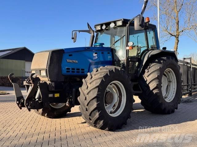 Valtra 8550 Hitech! Traktoren