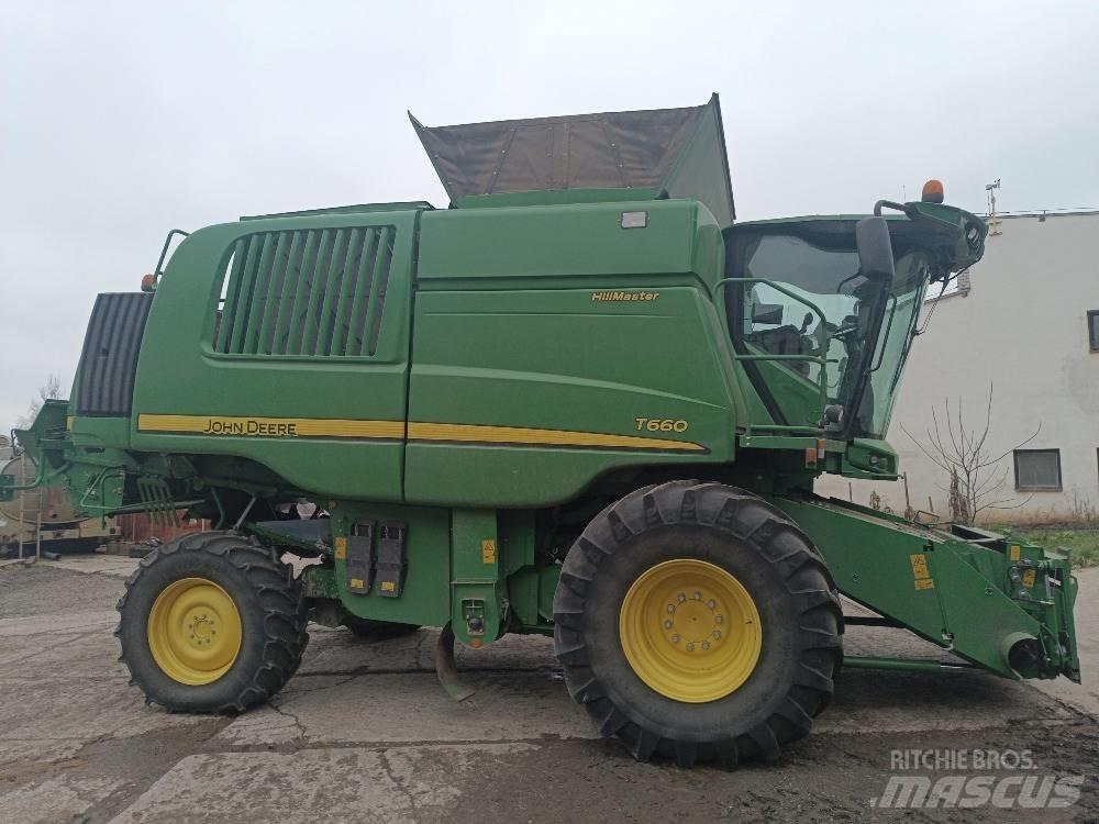 John Deere T 660 Mähdrescher