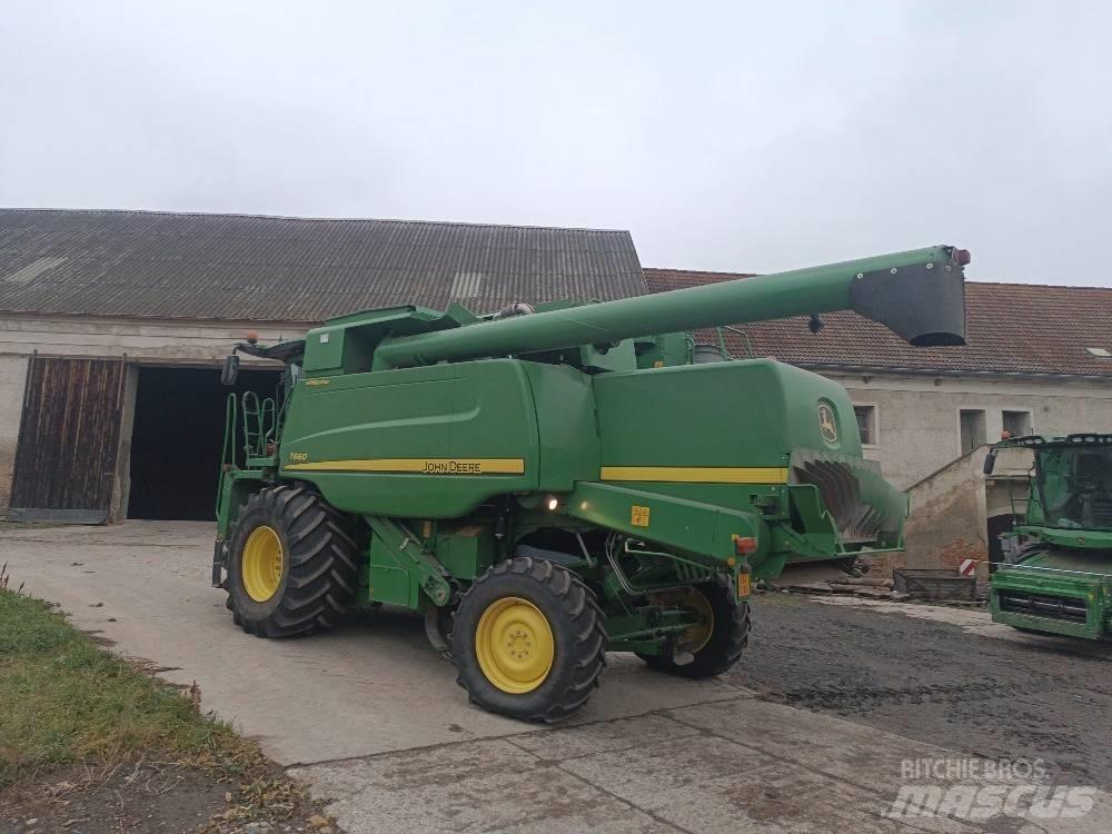 John Deere T 660 Mähdrescher