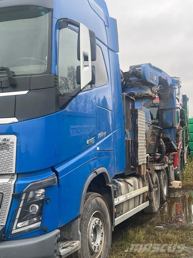 Volvo FH 750 Holzspalter