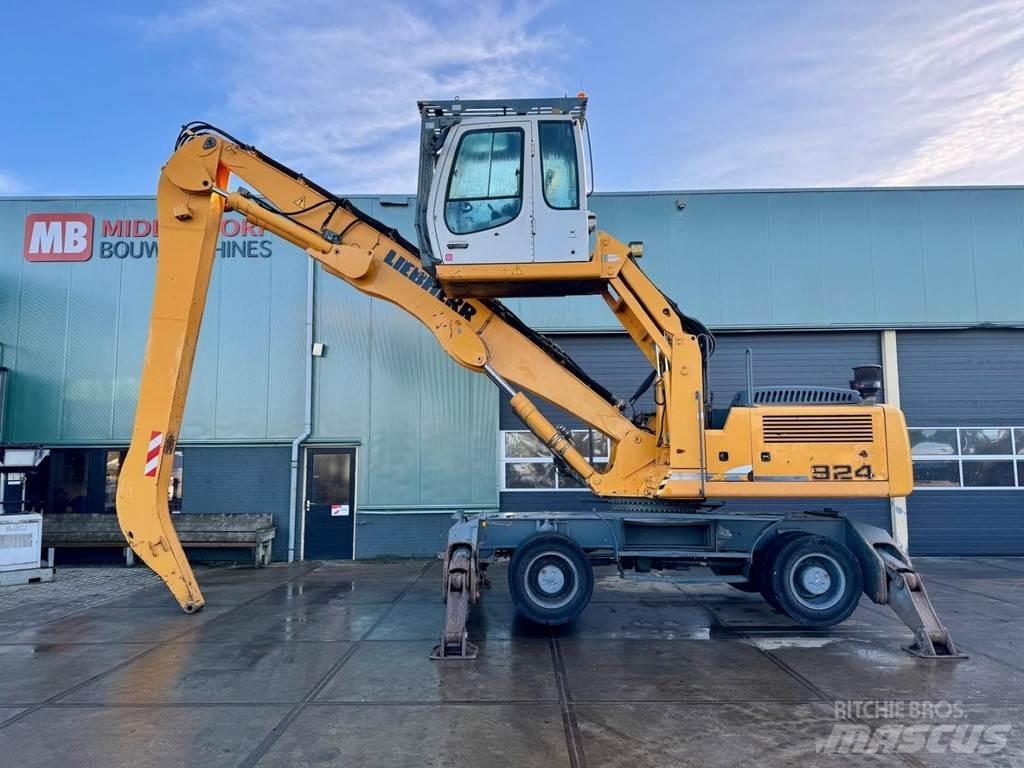 Liebherr A 924 C Materialumschlag