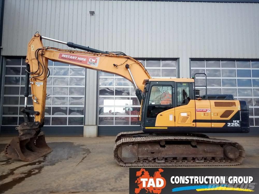 Hyundai HX 220 L Raupenbagger