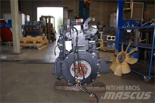 Komatsu S6D114 E1 Motoren