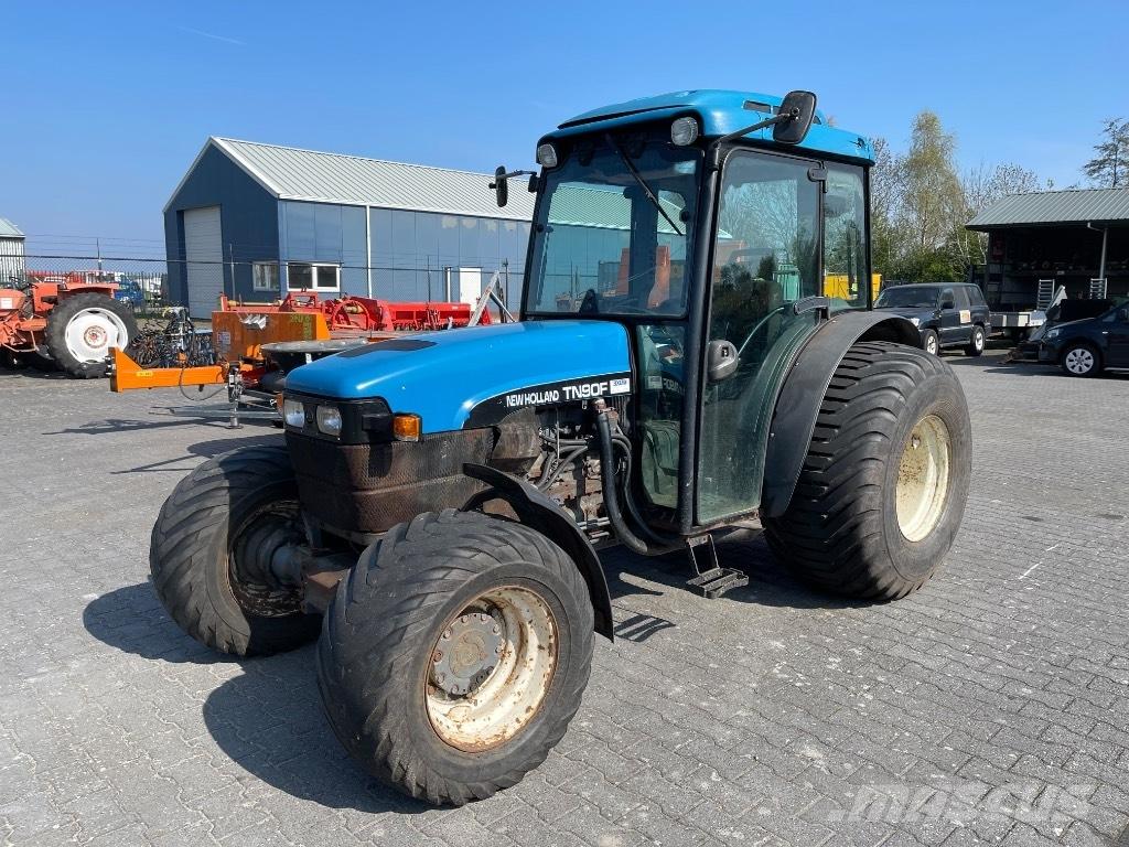 New Holland TN 90 F Traktoren