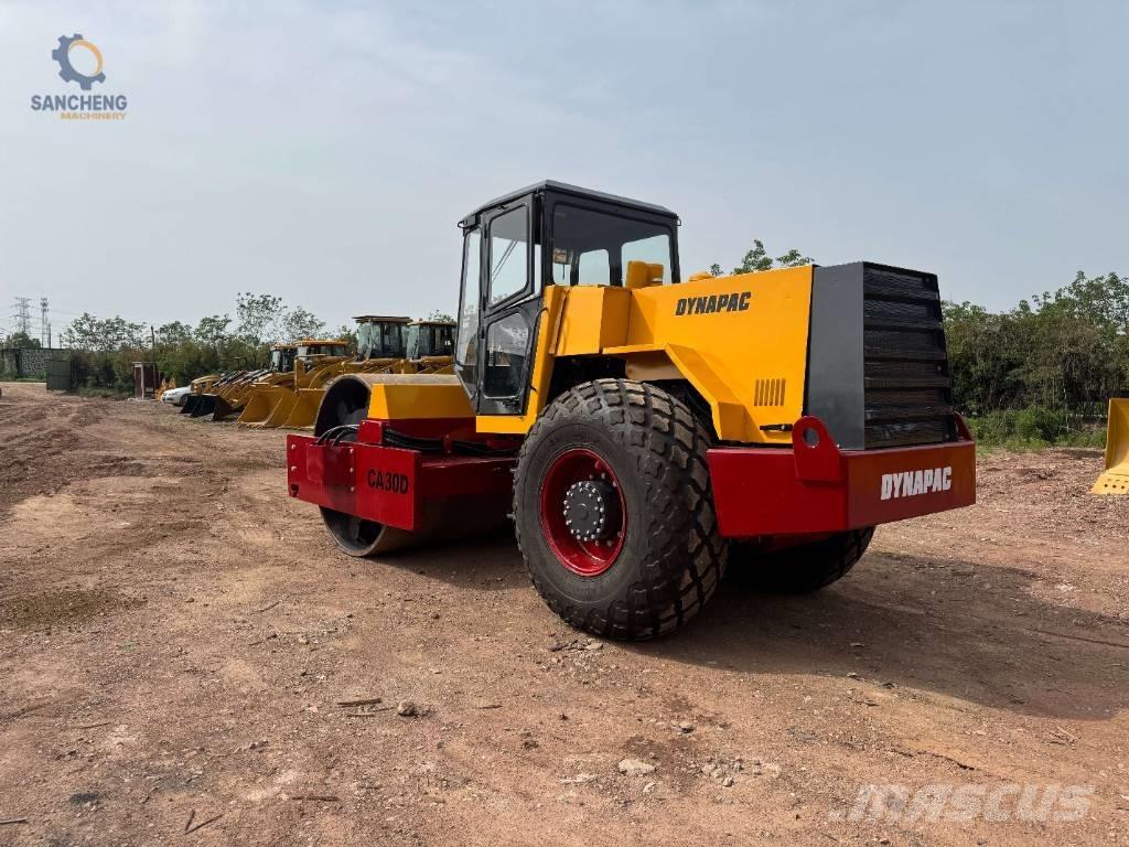 Dynapac CA 30 D Walzenzüge