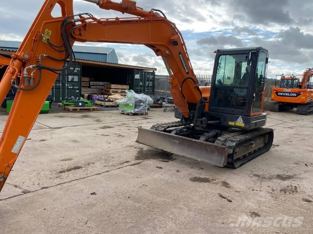 Doosan Develon DX85R Midibagger  7t - 12t