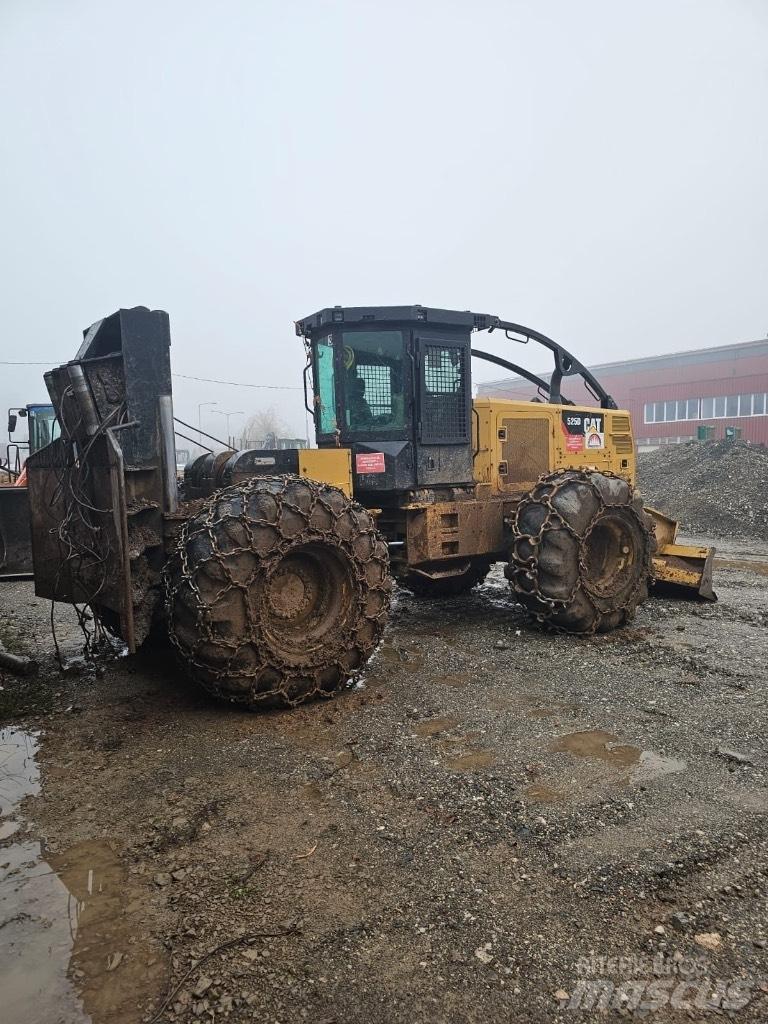 CAT 525 D Stammholzschlepper