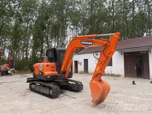 Doosan DX80 Minibagger < 7t
