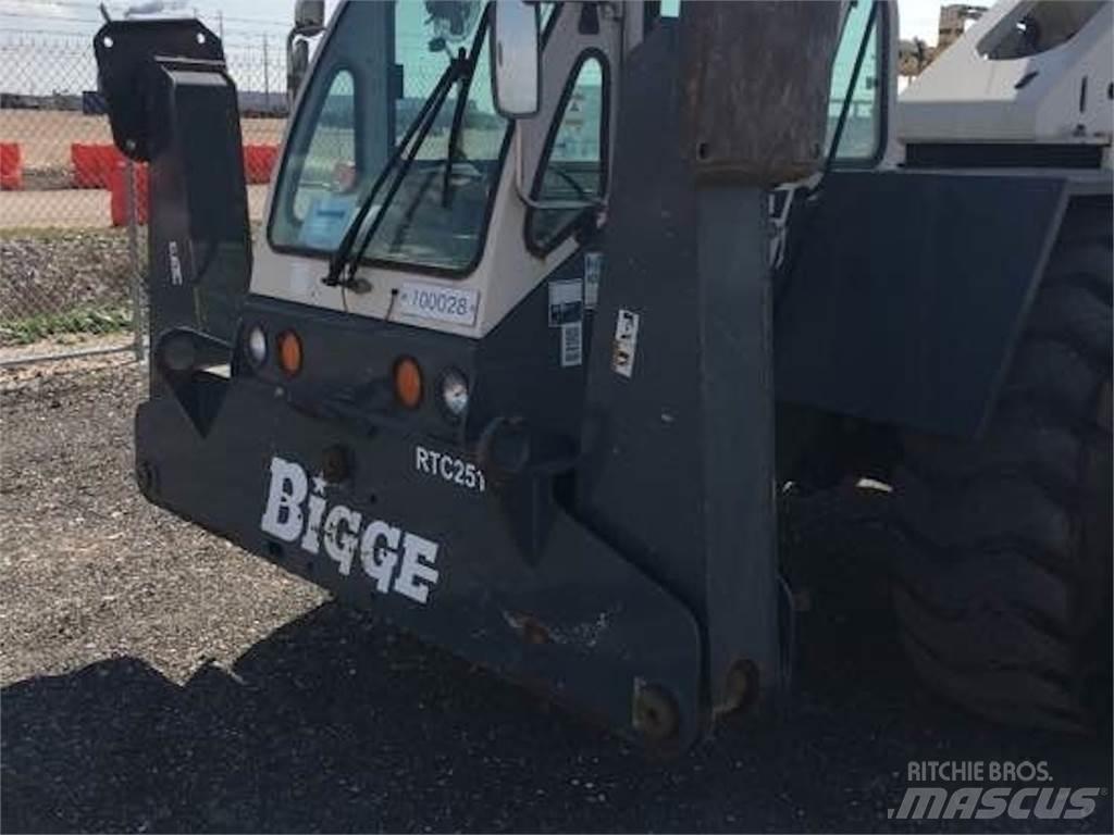 Terex CD225 Ruwterrein kranen