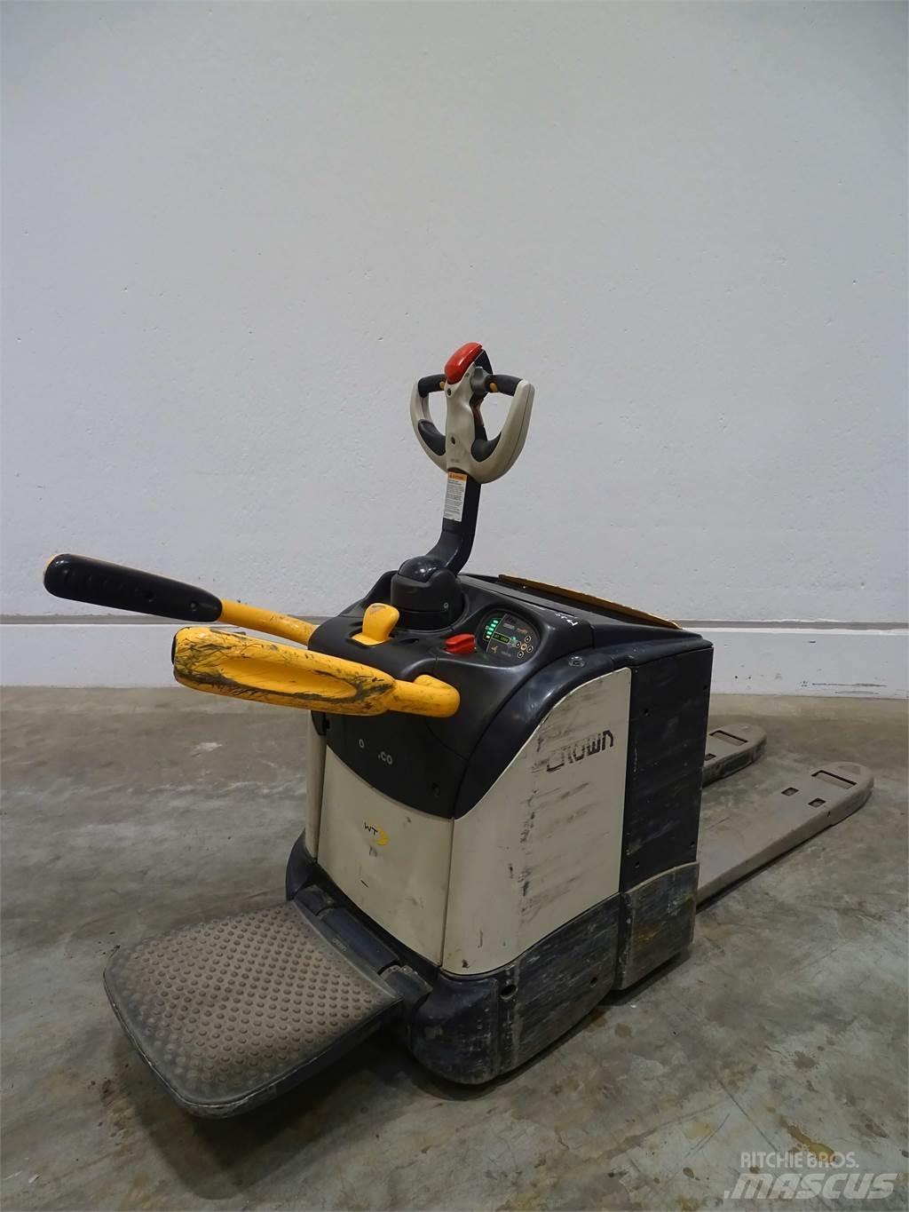 Crown WT3040 Niedergabelstapler