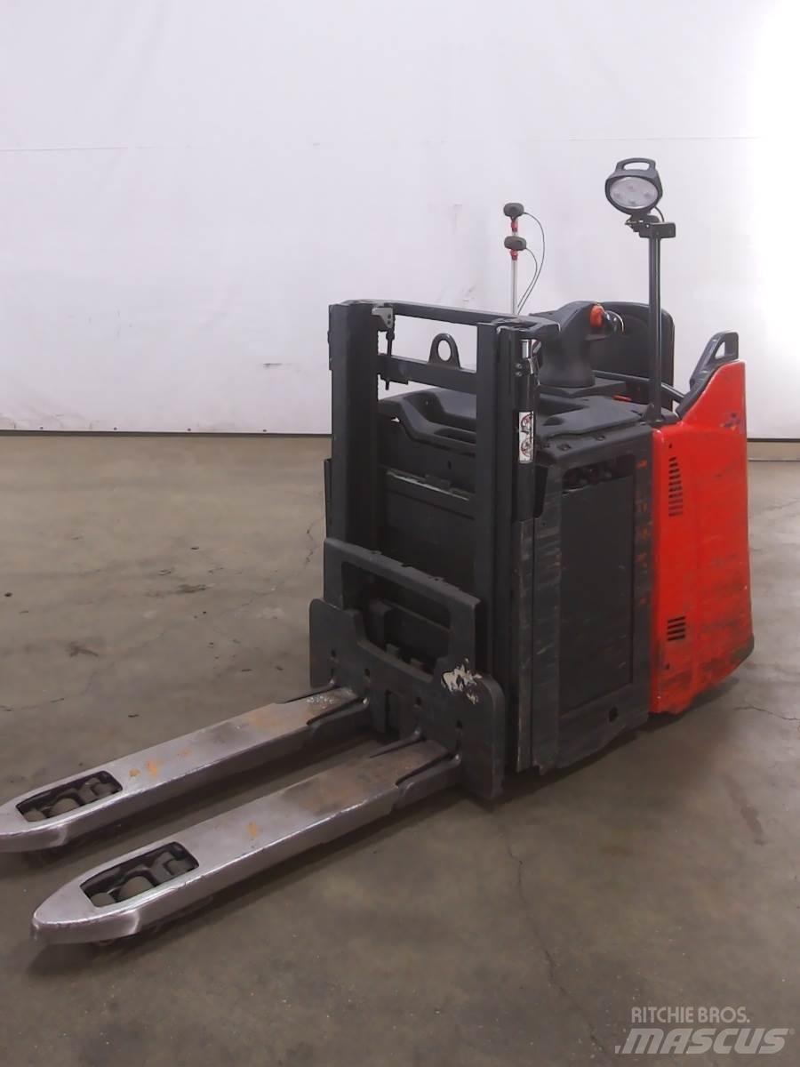 Linde D12HPSP Deichselstapler
