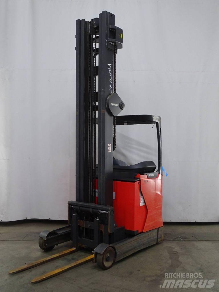 Linde R14HD Schubmaststapler