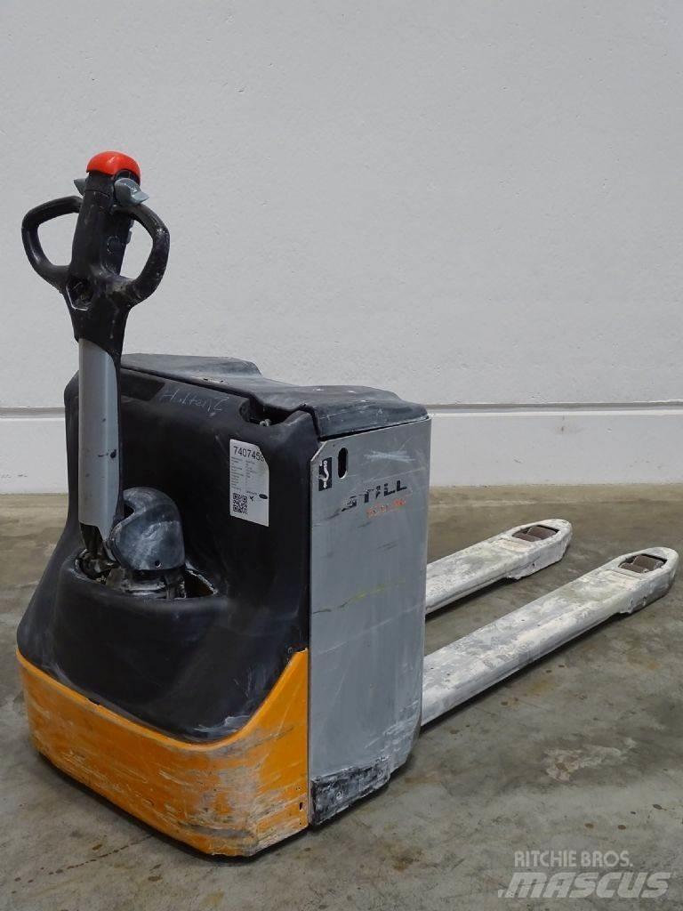 Still ECU30 Niedergabelstapler
