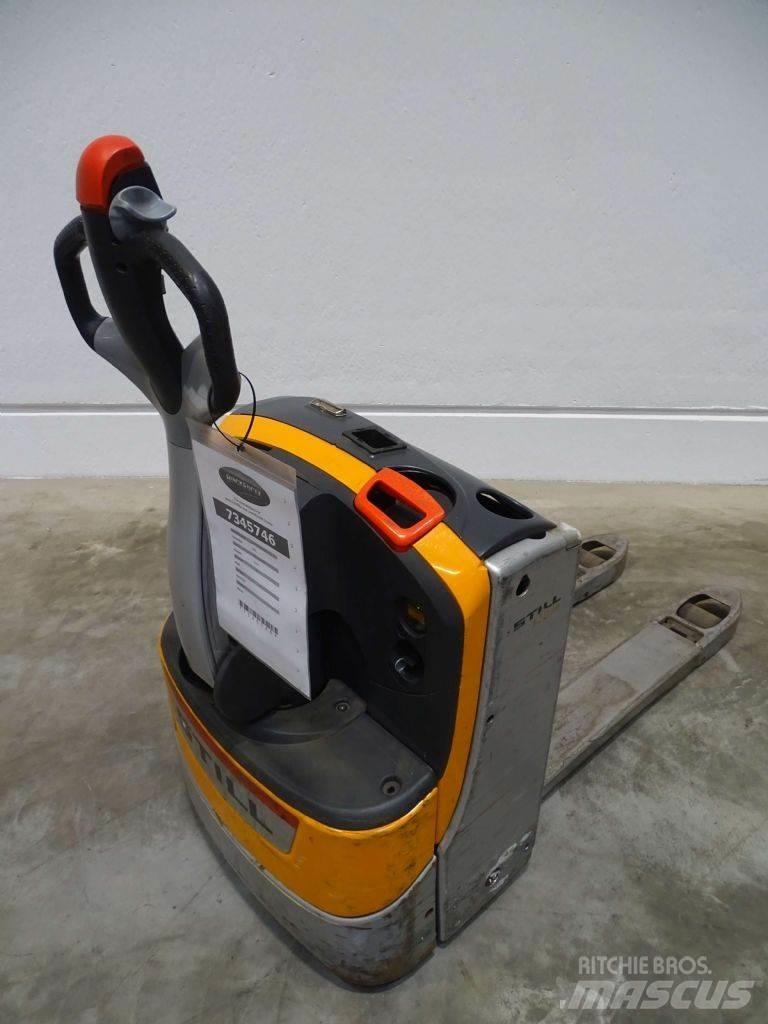 Still EXU16 Niedergabelstapler