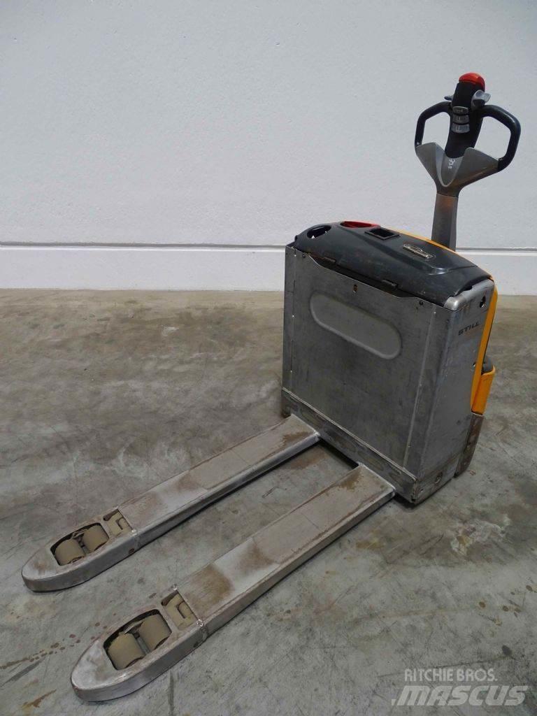 Still EXU16 Niedergabelstapler