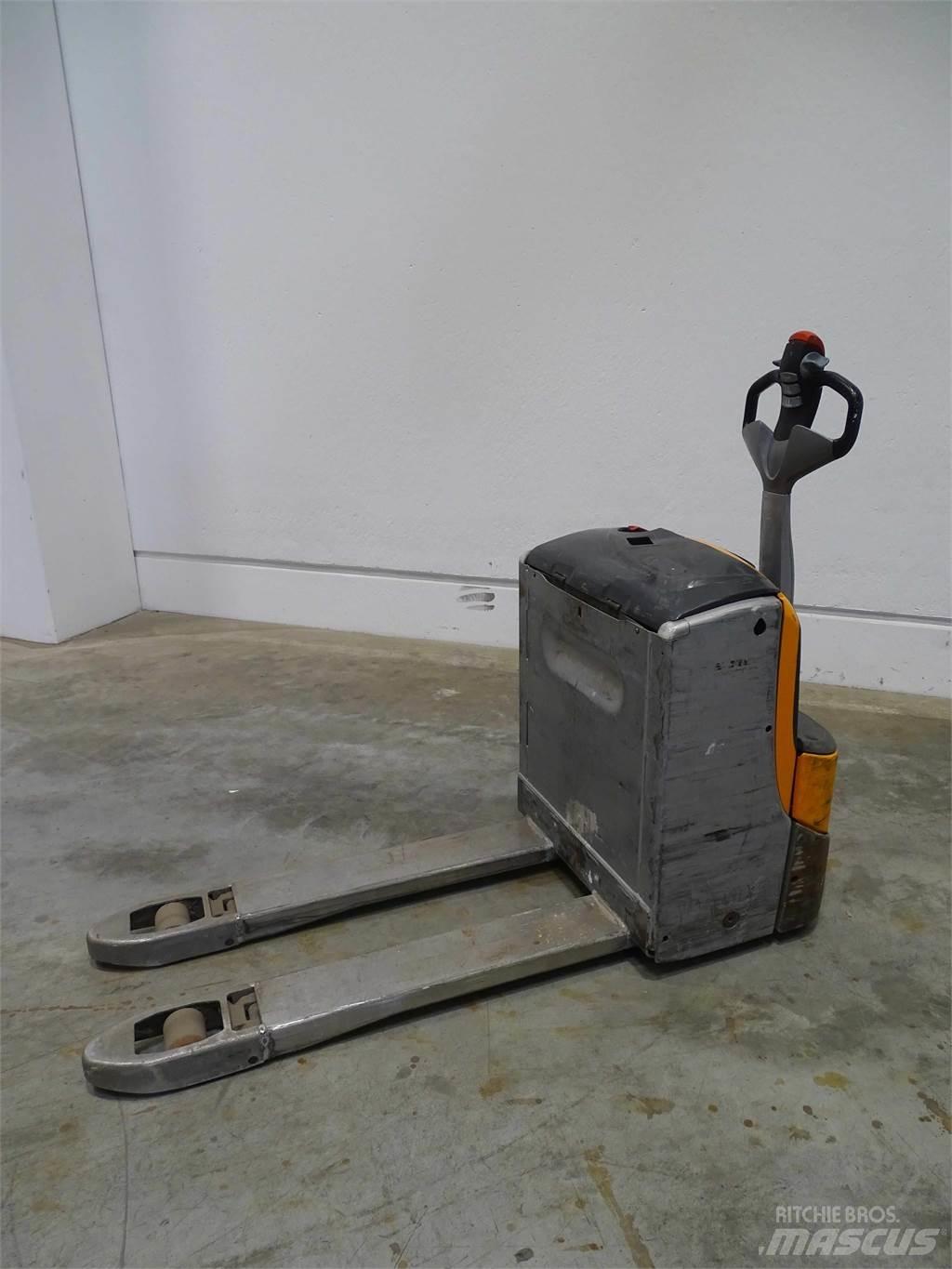 Still EXU16 Niedergabelstapler