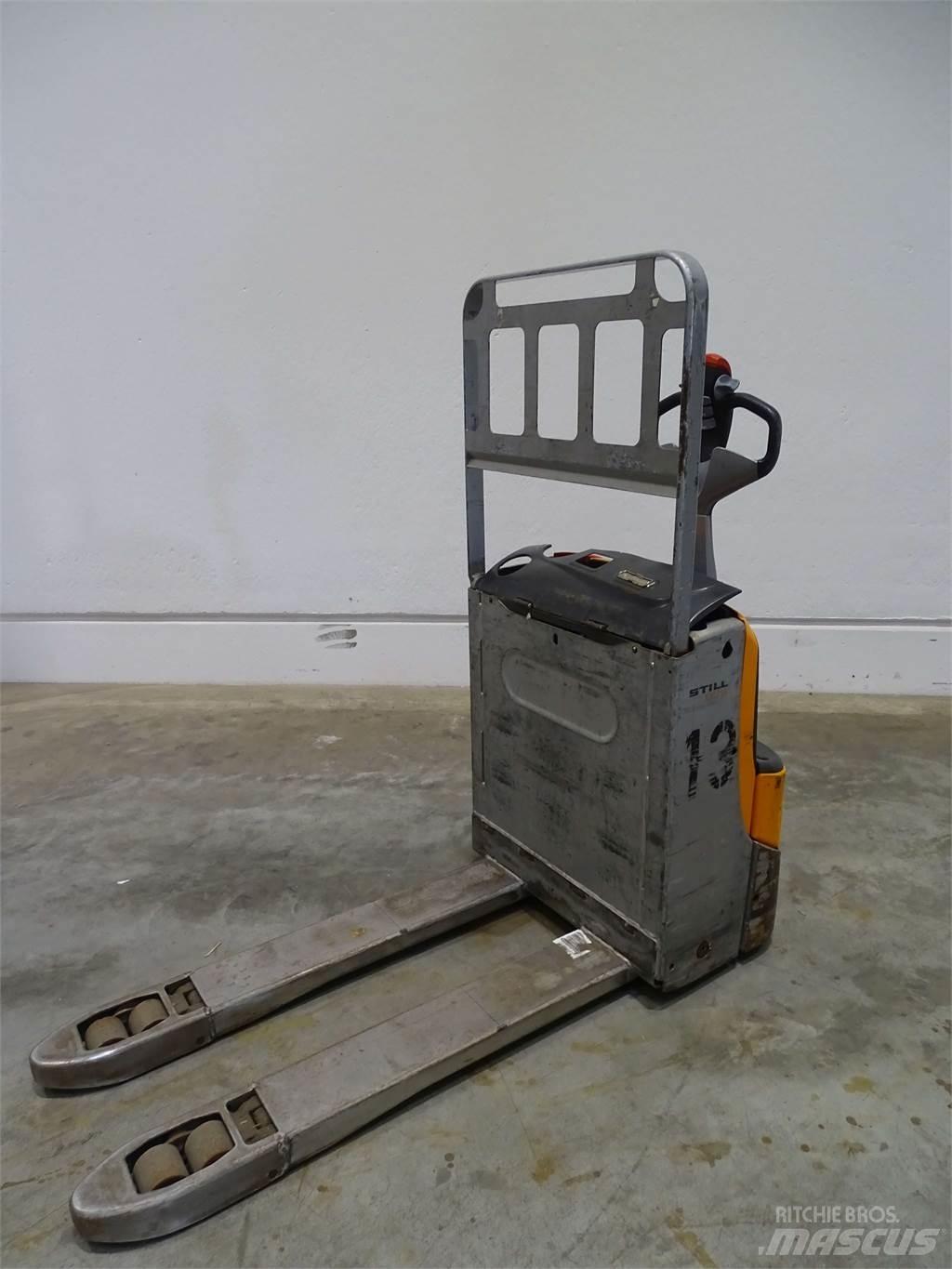 Still EXU16 Niedergabelstapler
