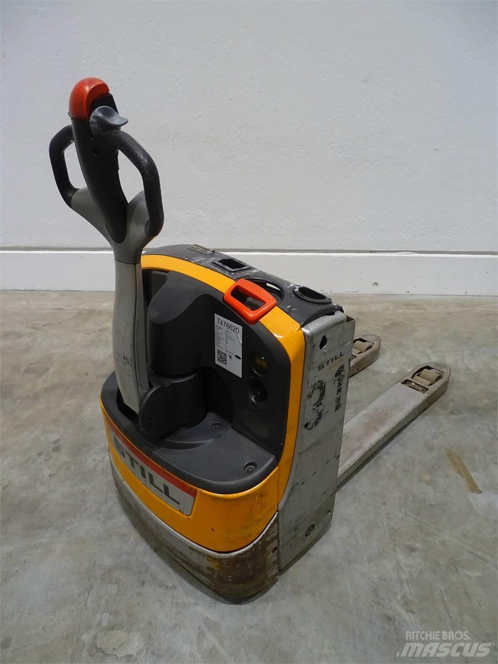 Still EXU16 Niedergabelstapler