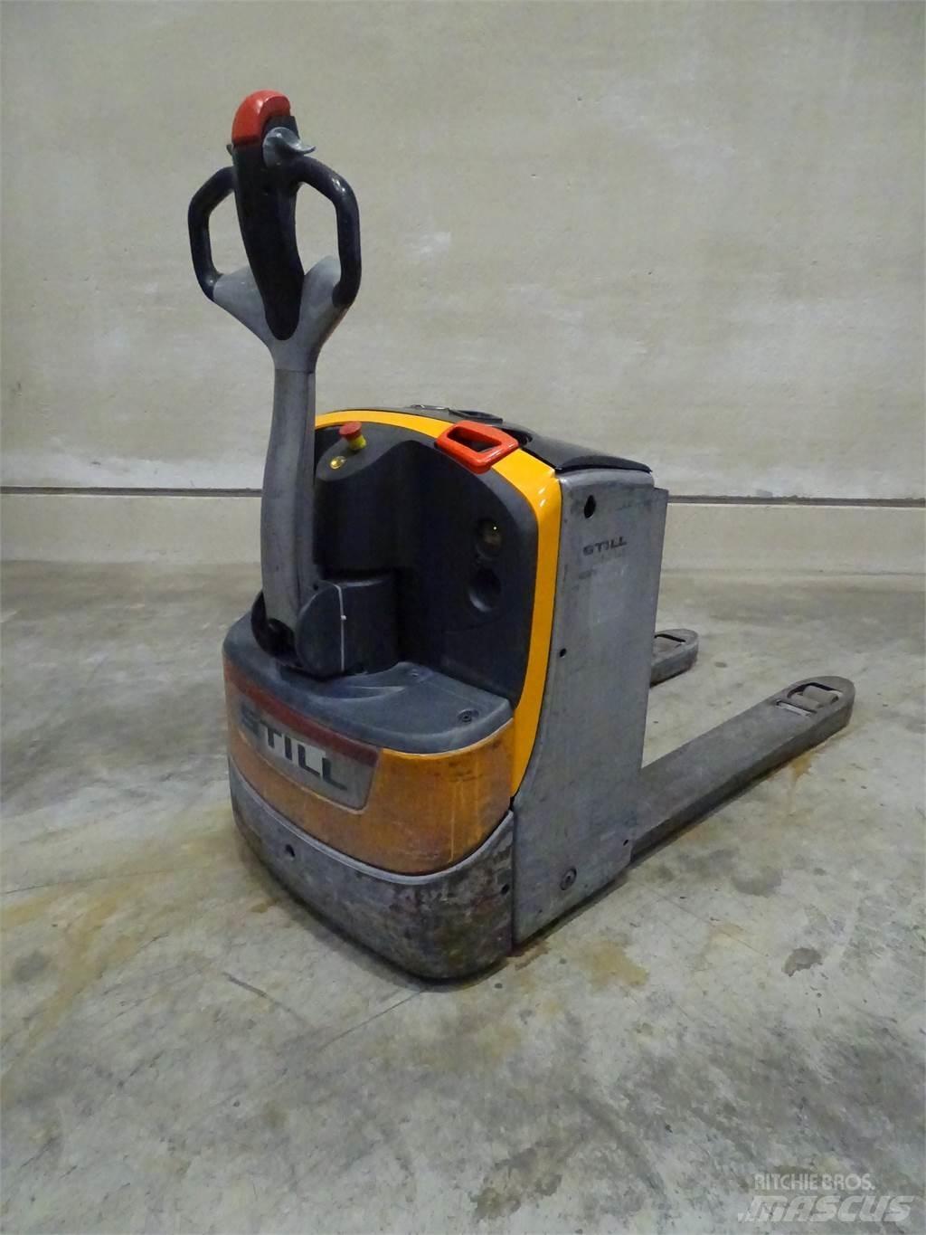 Still EXU16 Niedergabelstapler
