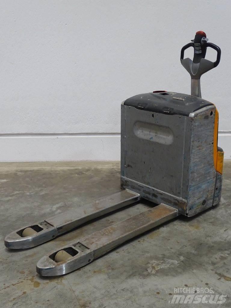 Still EXU18 Niedergabelstapler