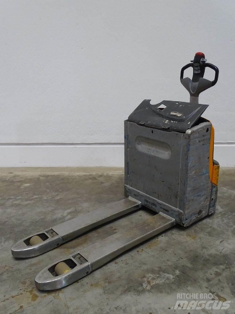 Still EXU18 Niedergabelstapler