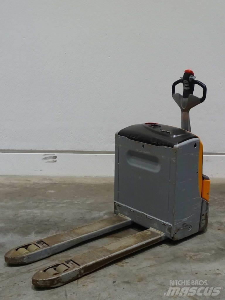 Still EXU18 Niedergabelstapler