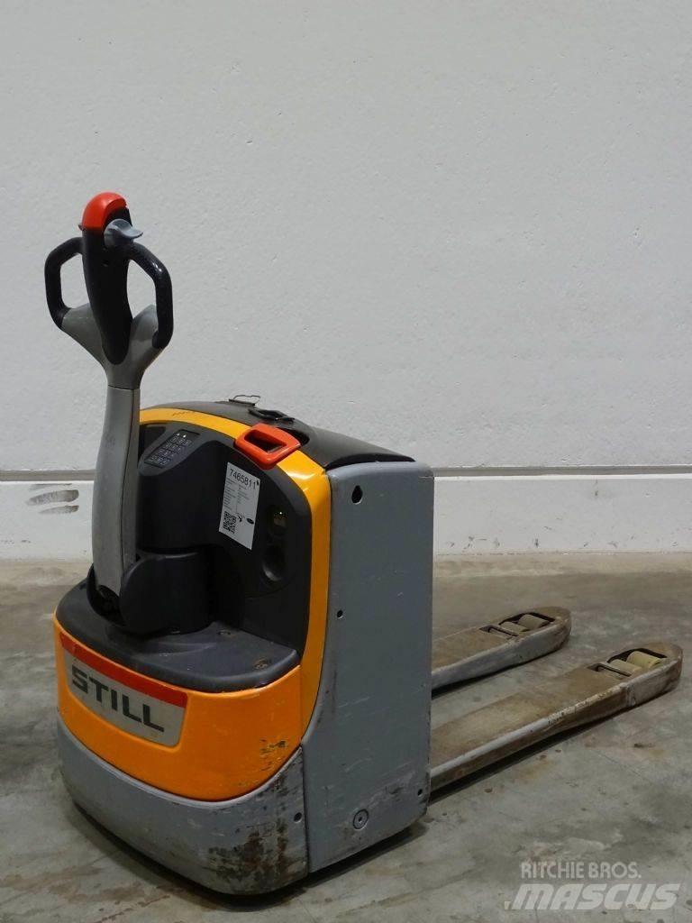 Still EXU18 Niedergabelstapler