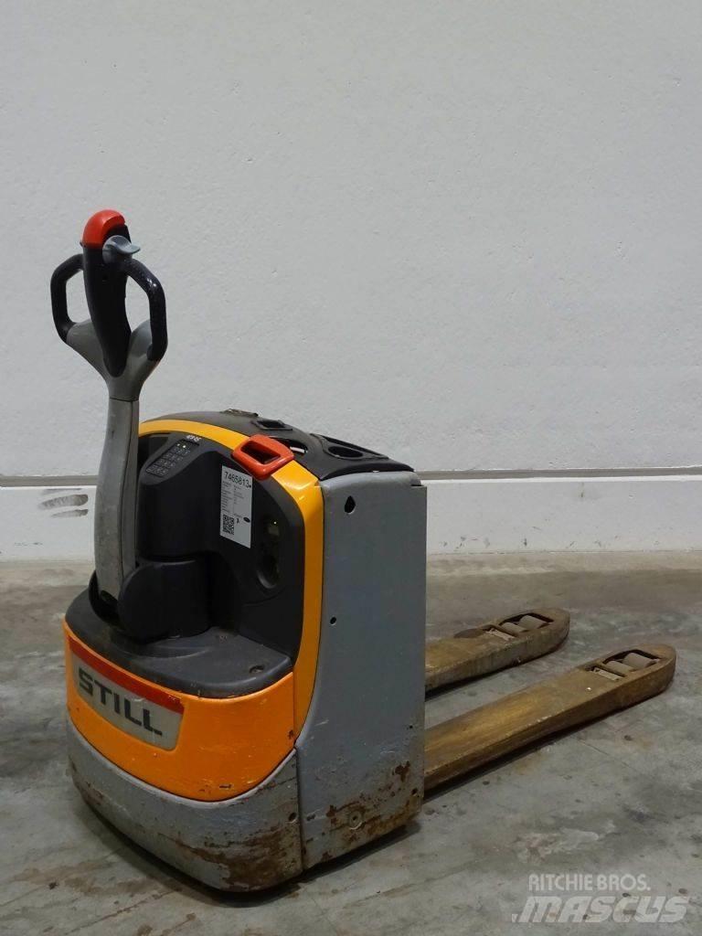 Still EXU18 Niedergabelstapler