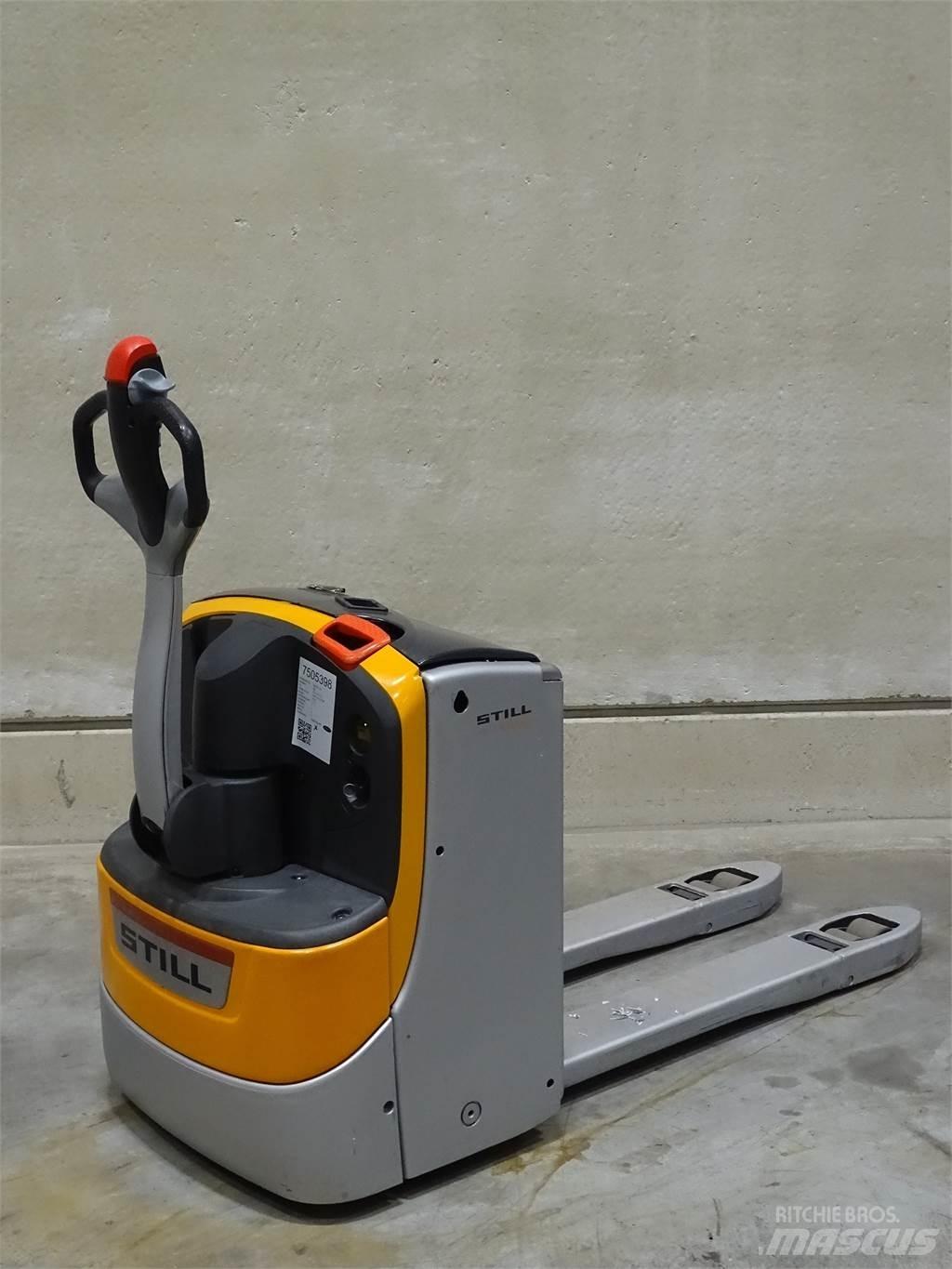 Still EXU18 Niedergabelstapler