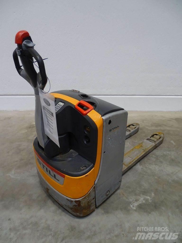 Still EXU20 Niedergabelstapler