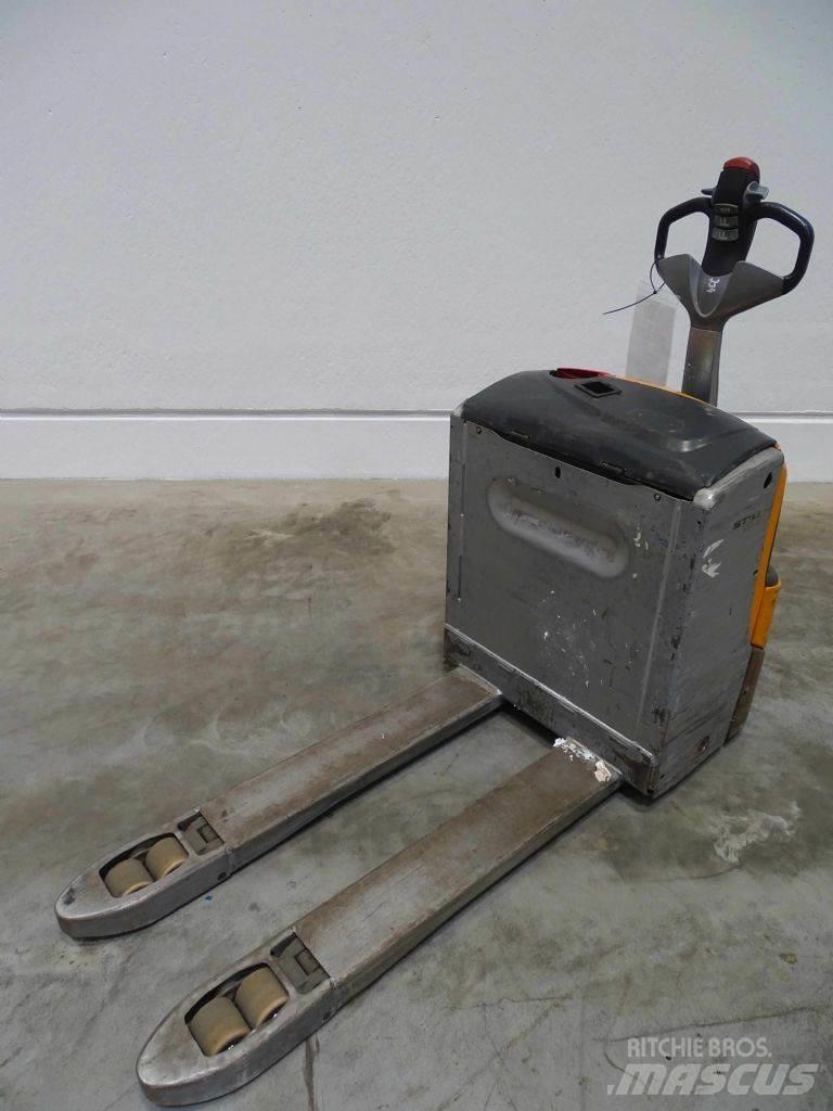 Still EXU20 Niedergabelstapler