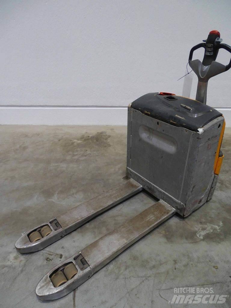 Still EXU20 Niedergabelstapler