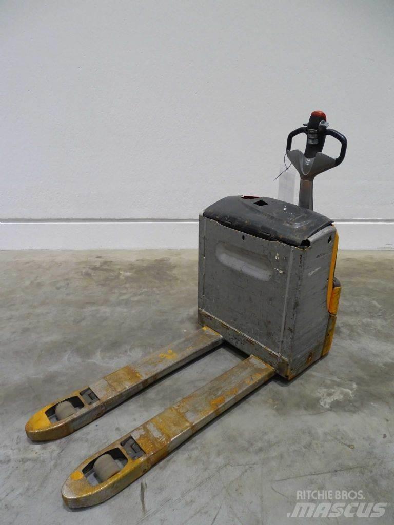 Still EXU20 Niedergabelstapler