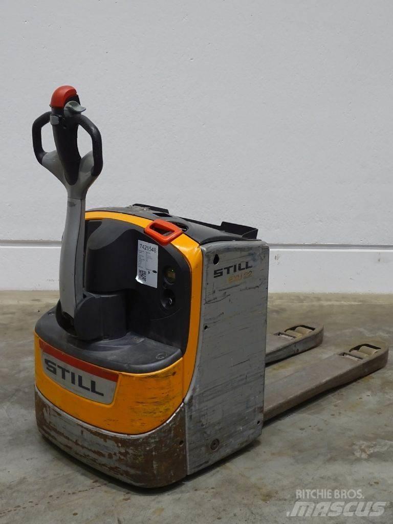 Still EXU22 Niedergabelstapler