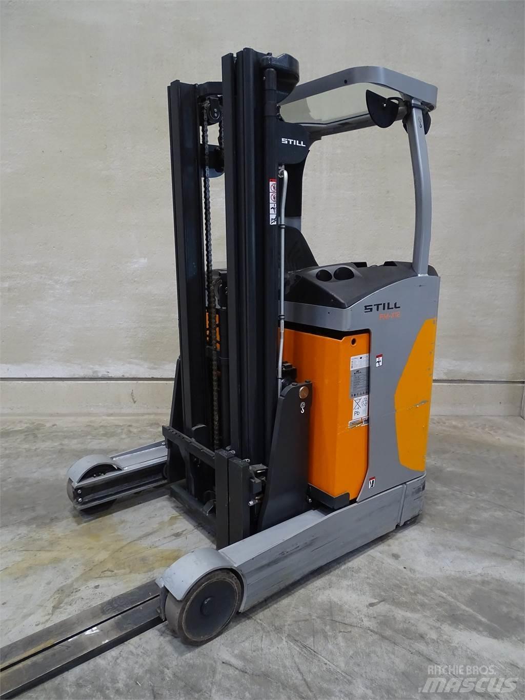 Still FM-X12 Schubmaststapler