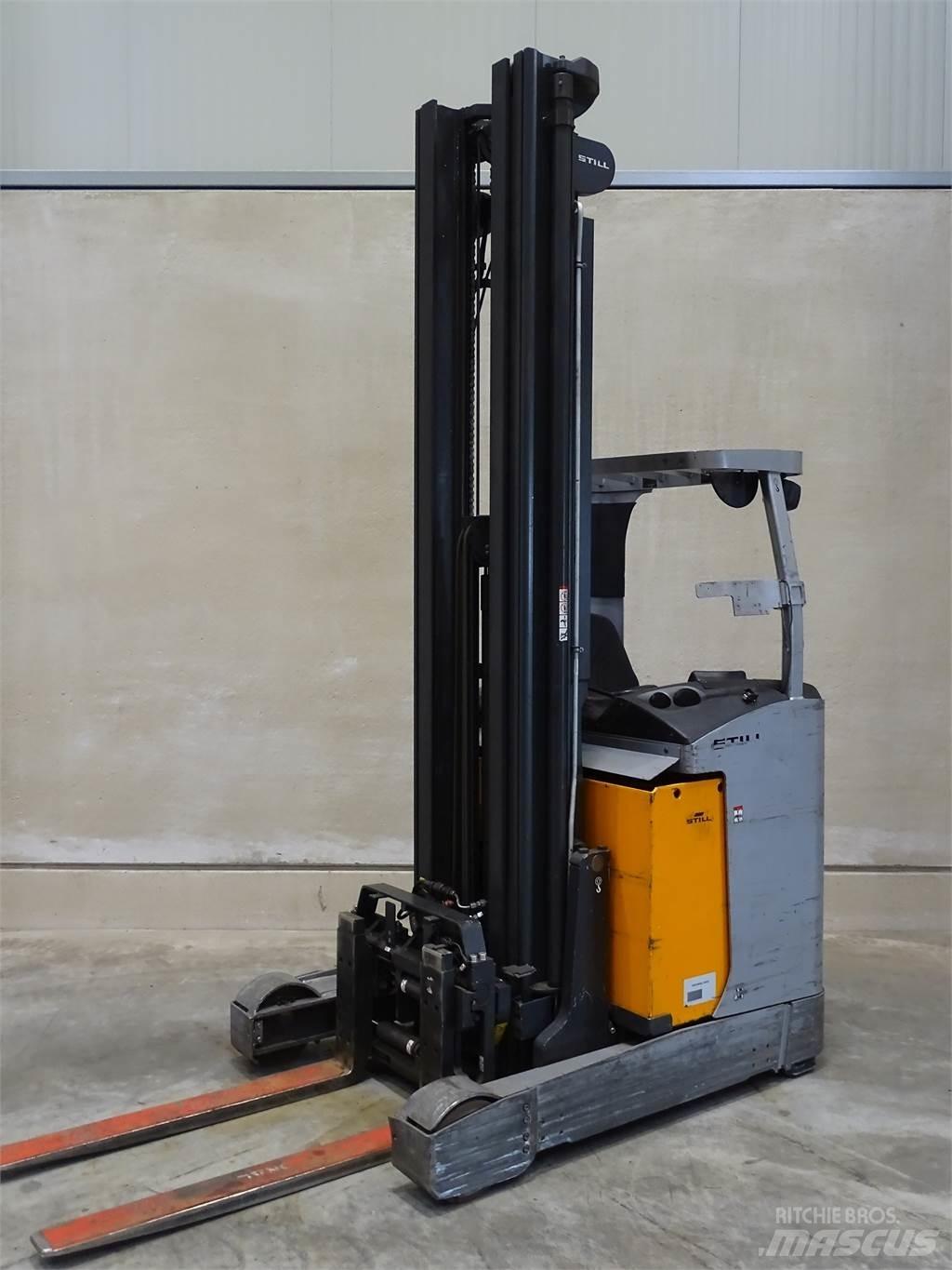 Still FM-X17 Schubmaststapler